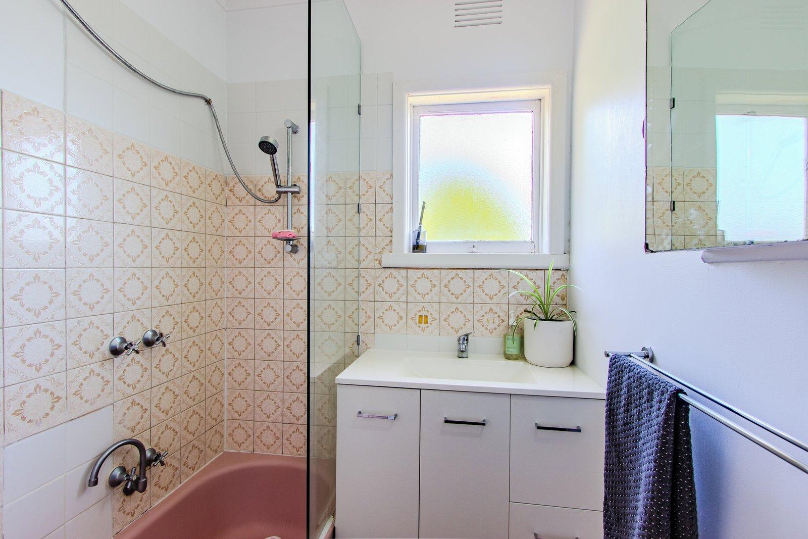 33 Old Lilydale Road, Ringwood East, 3135