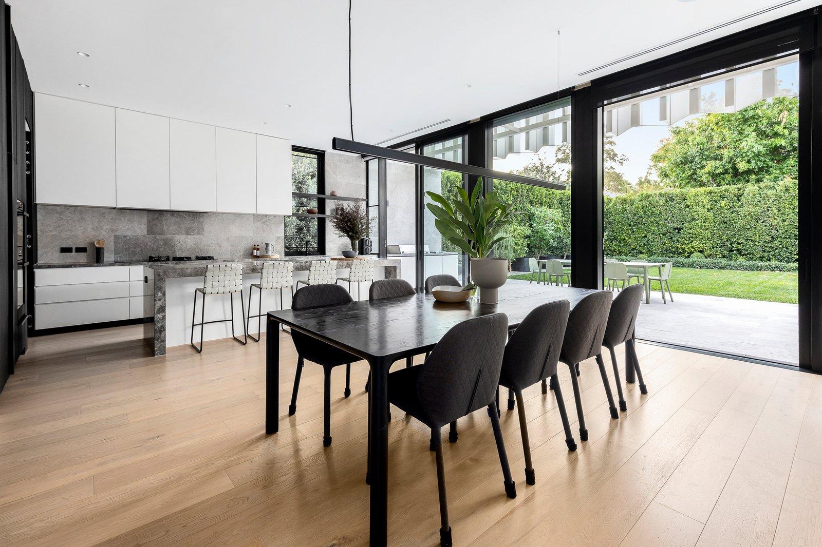 33 Renwick Street, Glen Iris, 3146