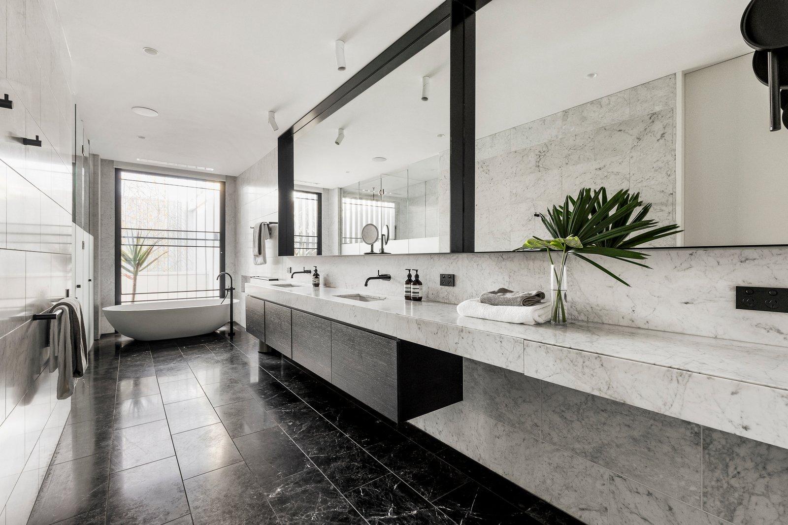 33 Renwick Street, Glen Iris, 3146