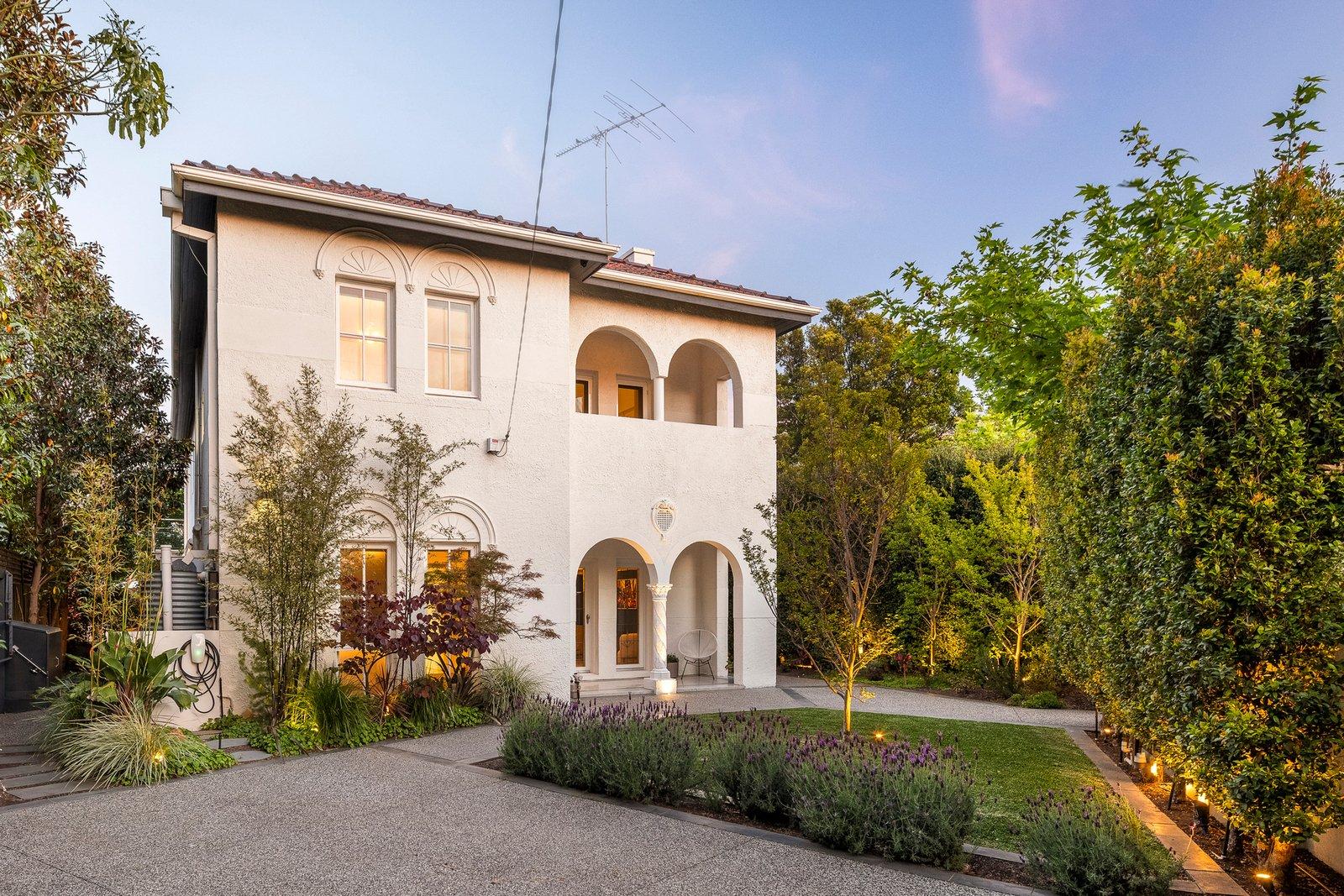 34 Riddell Parade, Elsternwick, 3185