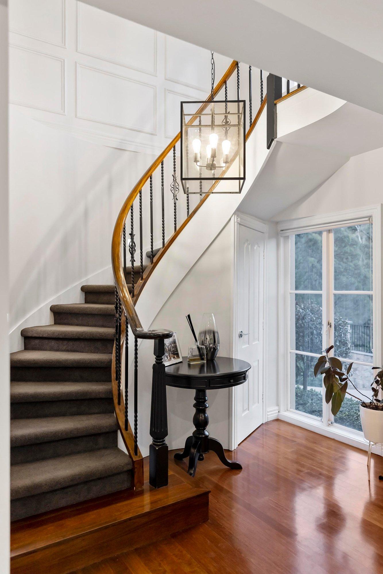 35-37 Ennismore Crescent, Park Orchards, 3114