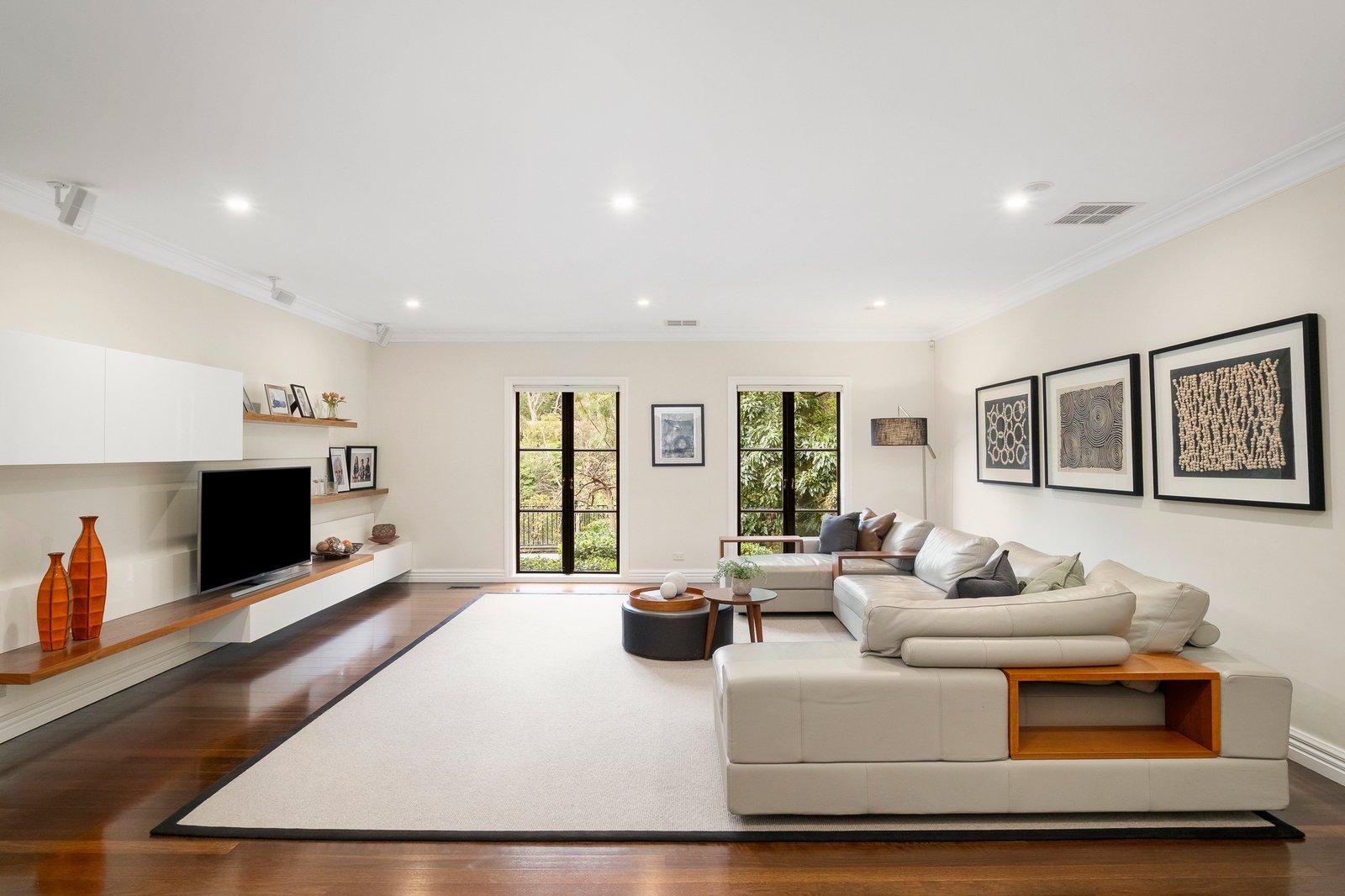 35-37 Ennismore Crescent, Park Orchards, 3114