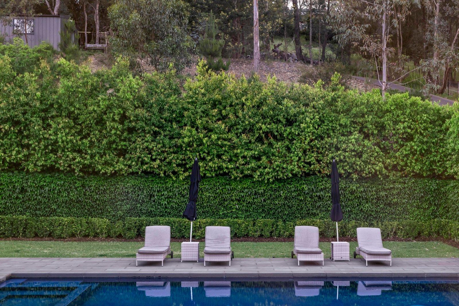 35-37 Ennismore Crescent, Park Orchards, 3114