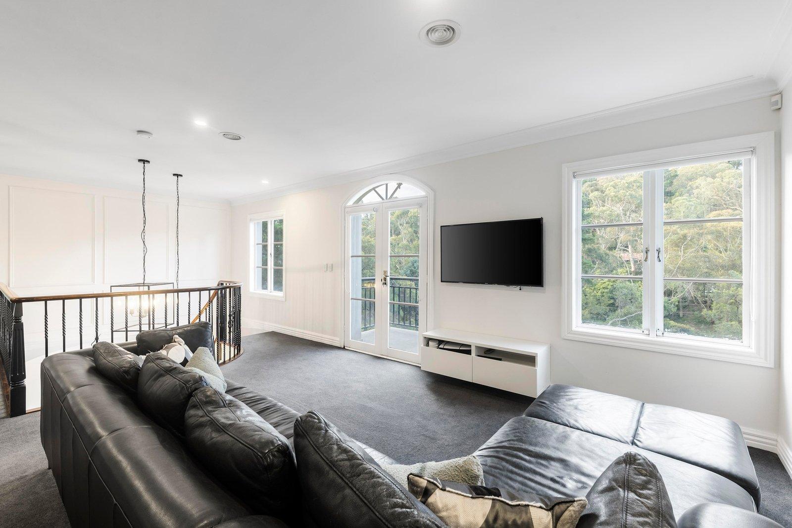 35-37 Ennismore Crescent, Park Orchards, 3114