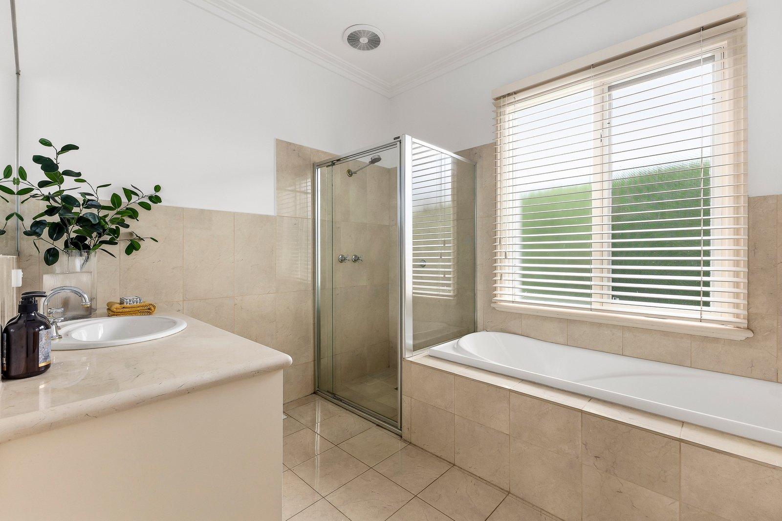 3/6 Findon Crescent, Kew, 3101