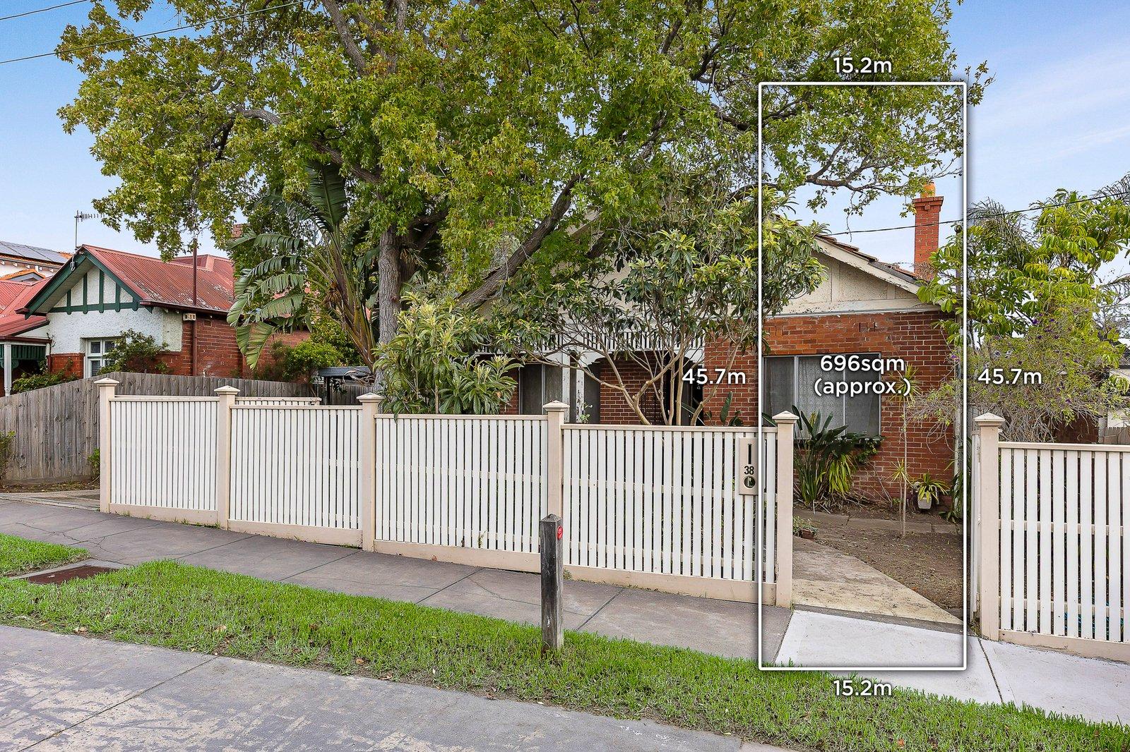 38 Campbell Grove, Hawthorn East, 3123