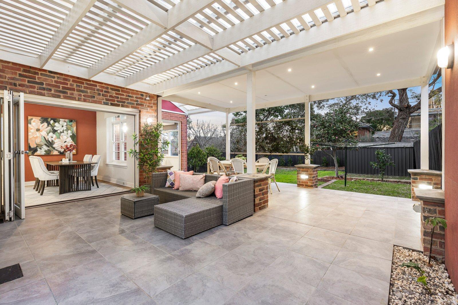 38 Chaleyer Street, Glen Iris, 3146