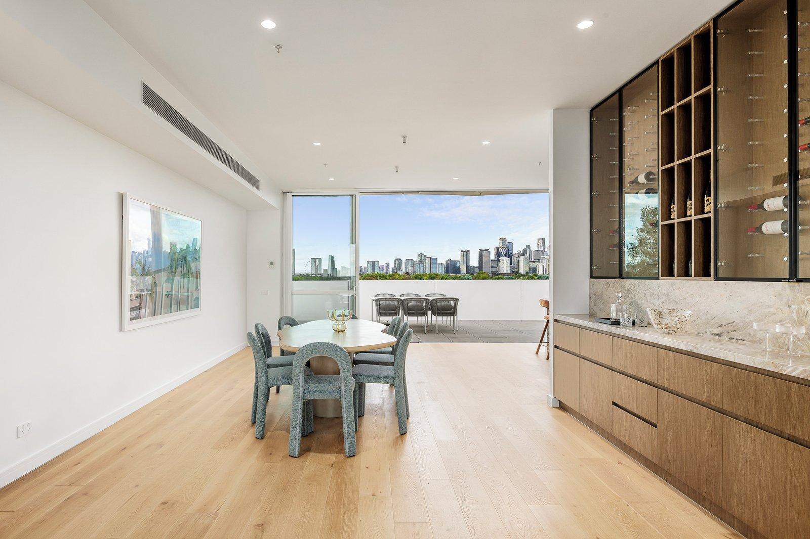 The Penthouse/103 Beach Street, Port Melbourne, 3207