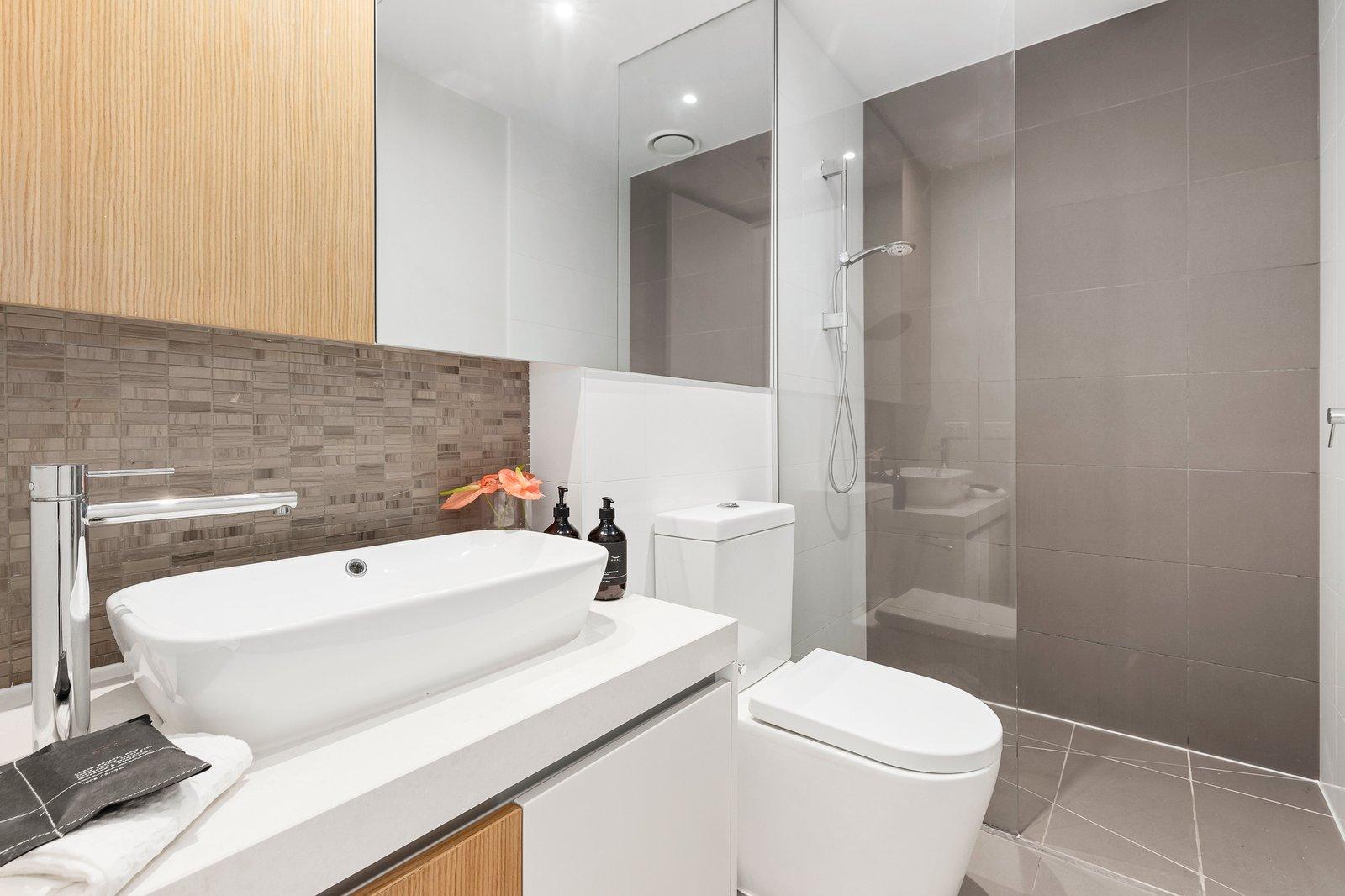 UG16/201 Whitehorse Road, Balwyn, 3103