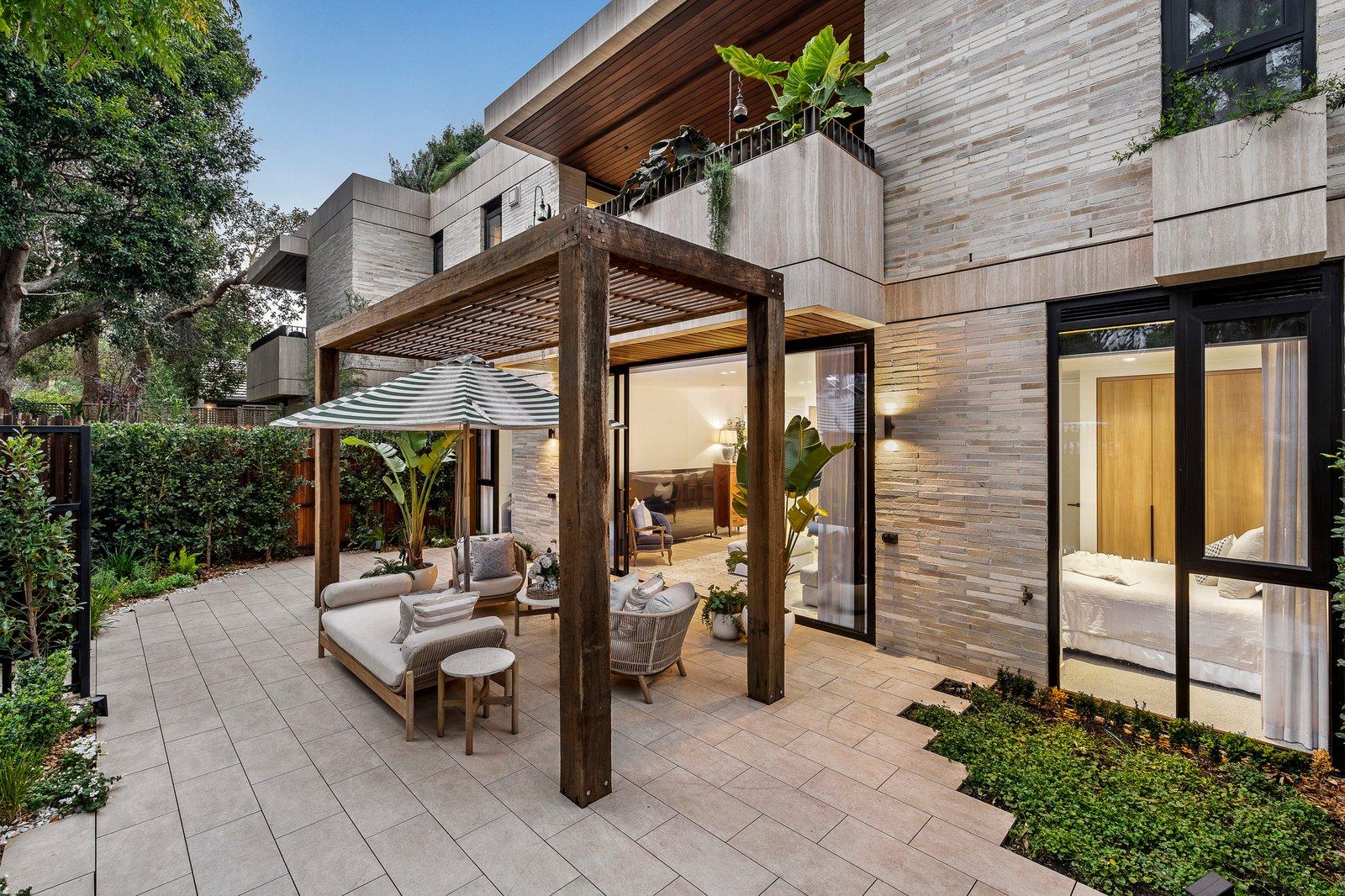 G03/1A Deakin Street South, Hampton, 3188