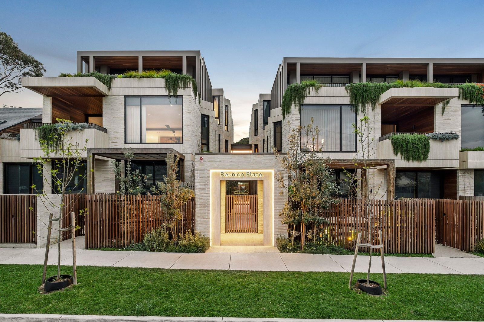 G03/1A Deakin Street South, Hampton, 3188