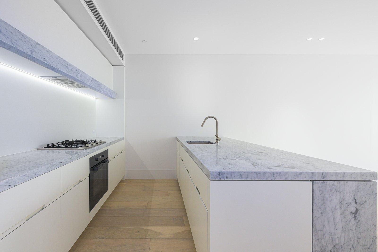 G04/487 Whitehorse Road, Balwyn, 3103