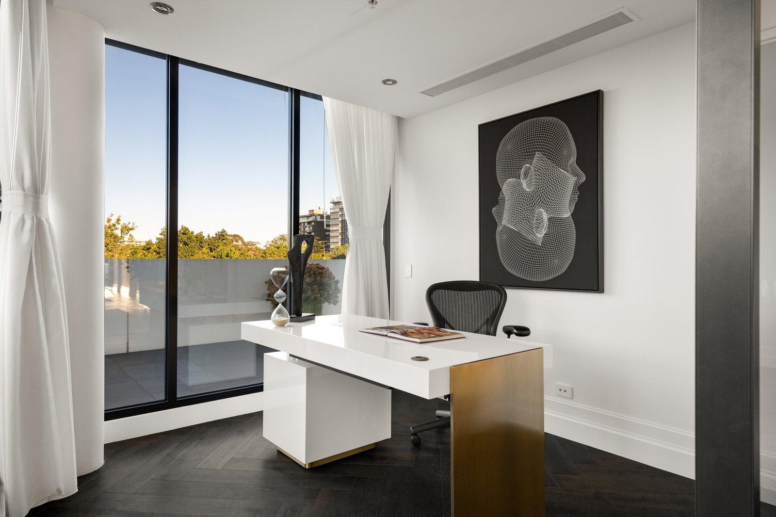 Penthouse, 705 Orrong Road, Toorak, 3142