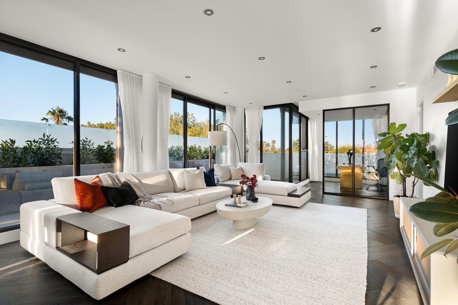 Penthouse, 705 Orrong Road, Toorak, 3142