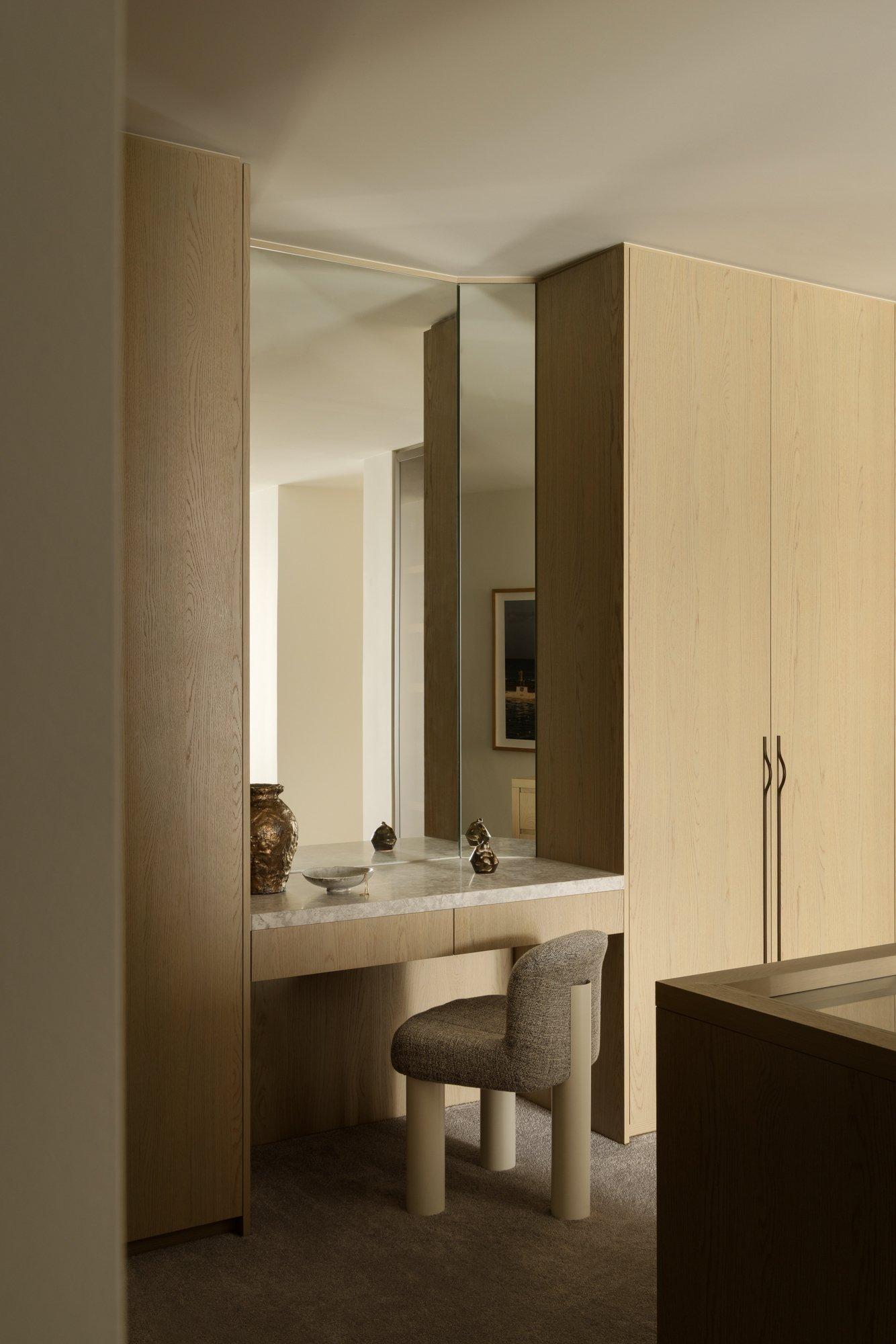 Penthouse, 8 Louise Street, Melbourne, 3004