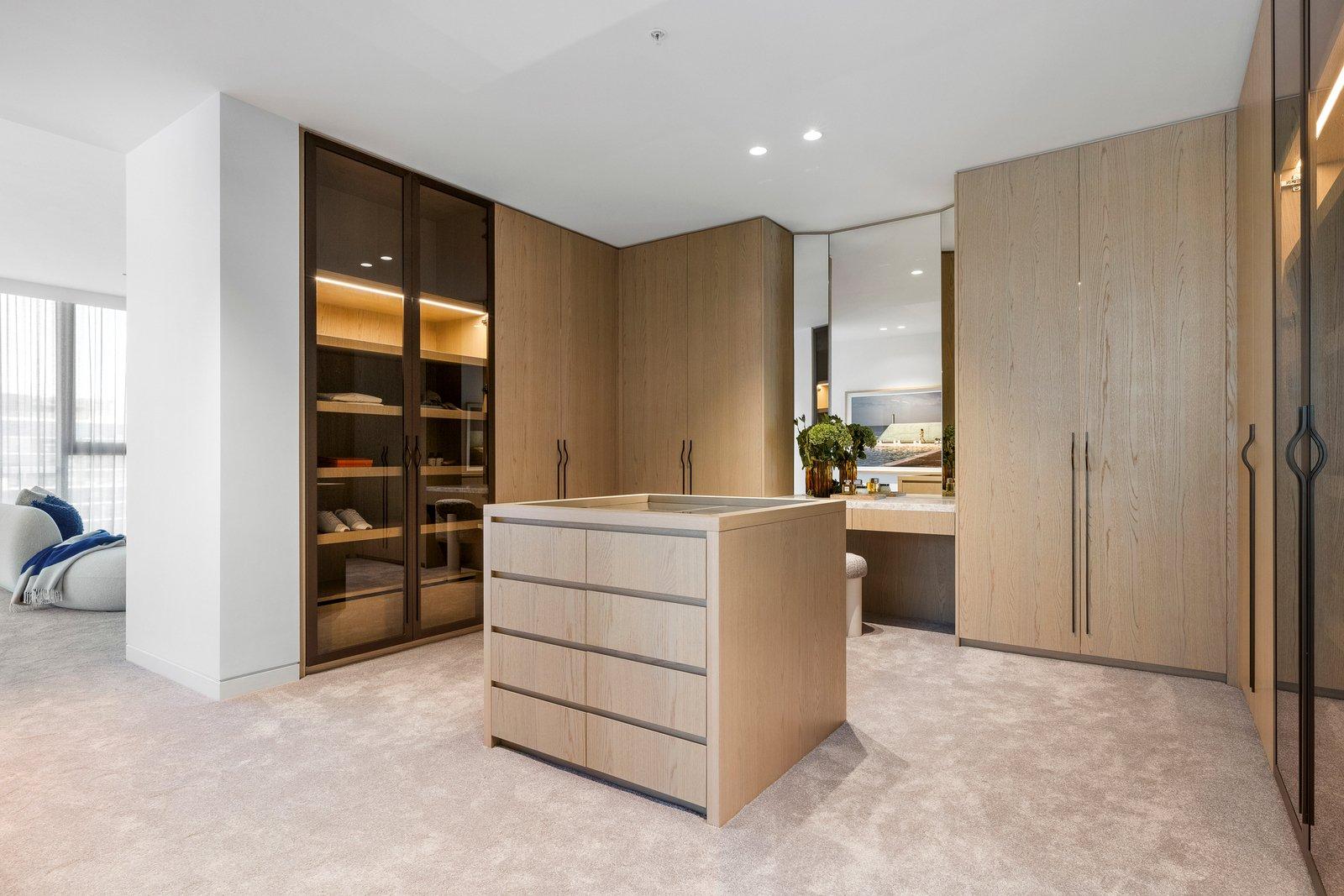 Penthouse, 8 Louise Street, Melbourne, 3004