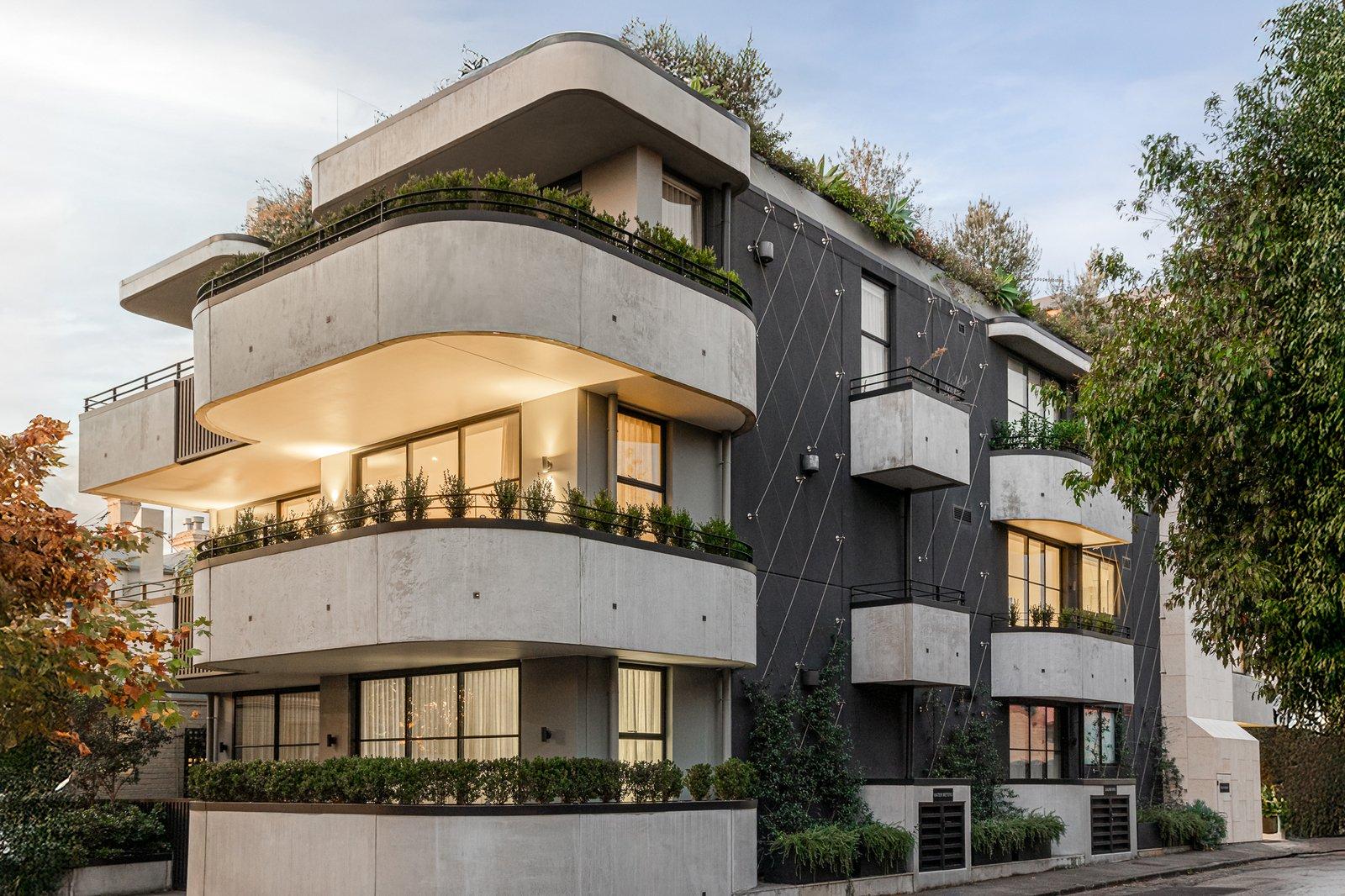 Residence 2/10 Patterson Place, South Melbourne, 3205