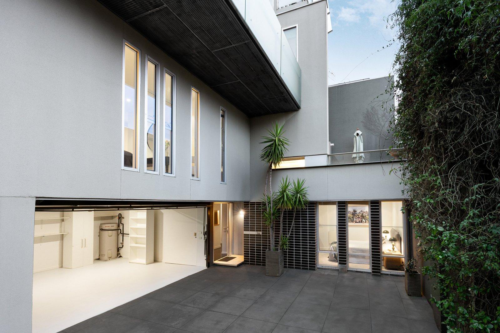 Residence 4/230 Ferrars Street, South Melbourne, 3205