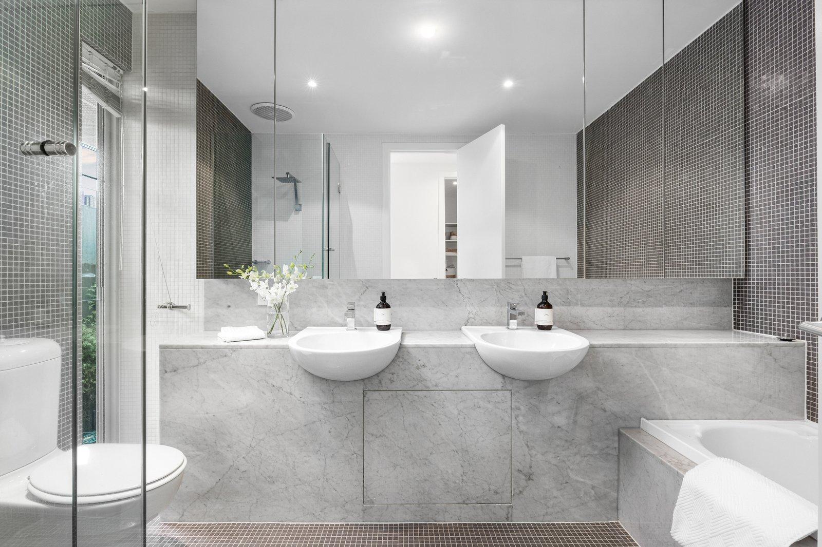 Residence 4/230 Ferrars Street, South Melbourne, 3205